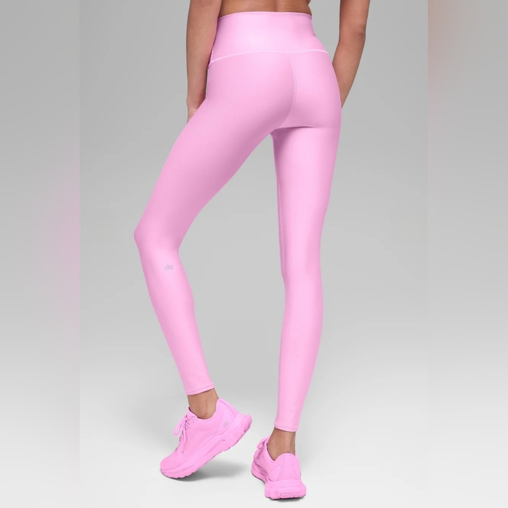 NWT Alo Yoga High-Waist Airlift Legging Candy Heart Pink Small